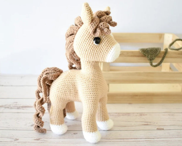 CROCHET PATTERN HORSE