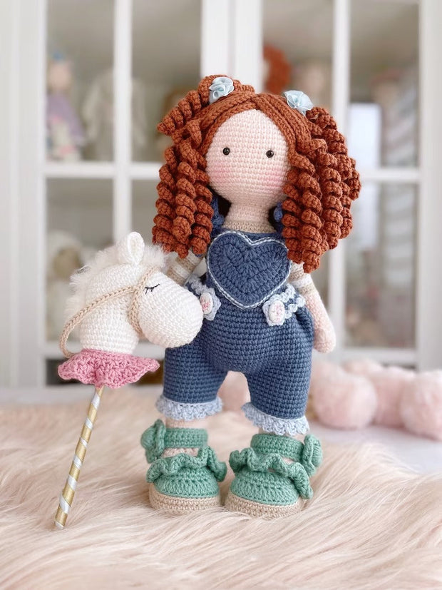 Rebeca doll amigurumi pattern