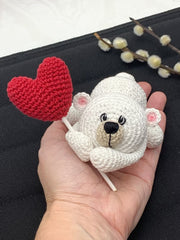 Crochet pattern adorable Valentines Bear holding your heart