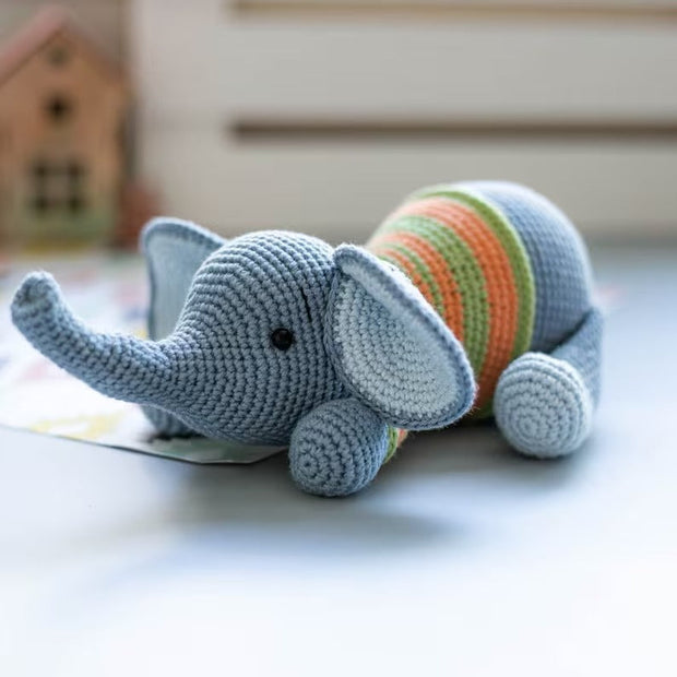 Amigurumi elephant crochet pattern