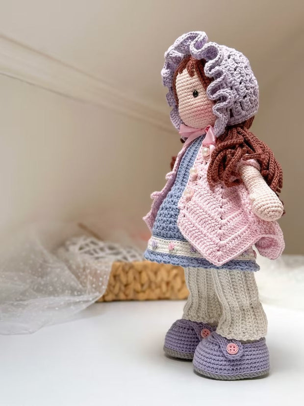 Emma, romantic doll amigurumi pattern