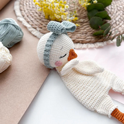 Goose Lovey Blanket crochet pattern