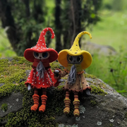 Hatlings, Halloween decor