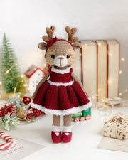 Crochet pattern the Christmas Hind