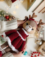 Crochet pattern the Christmas Hind