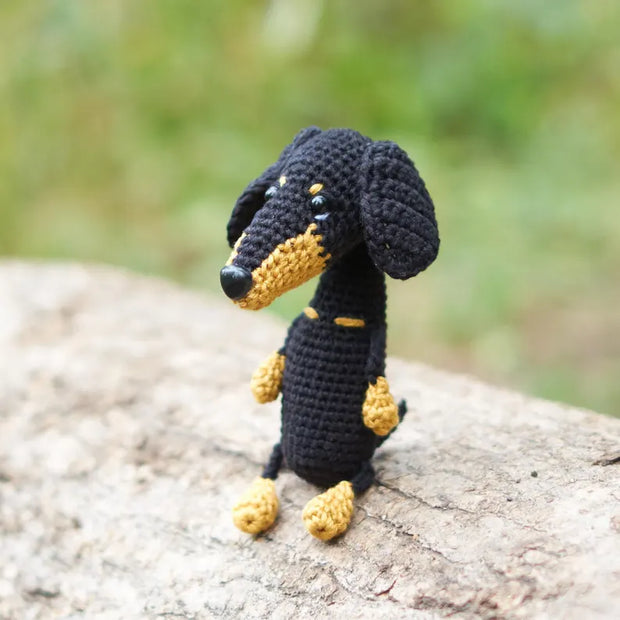 Crochet PATTERN keychain Dachshund