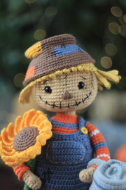 crochet scarecrow pattern with removable clothes