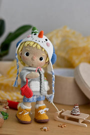 Crochet pattern for doll Fanny in Snowman costume