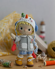 Crochet pattern for doll Fanny in Snowman costume